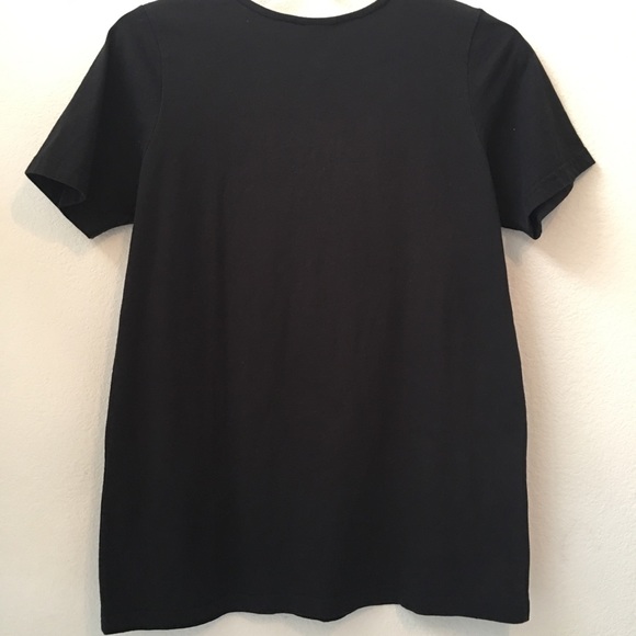 Only Necessities Black TShirt Parrot Macaw Print M - Picture 7 of 8